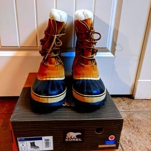 Sorel waterproof NL 1005 winter boots.
